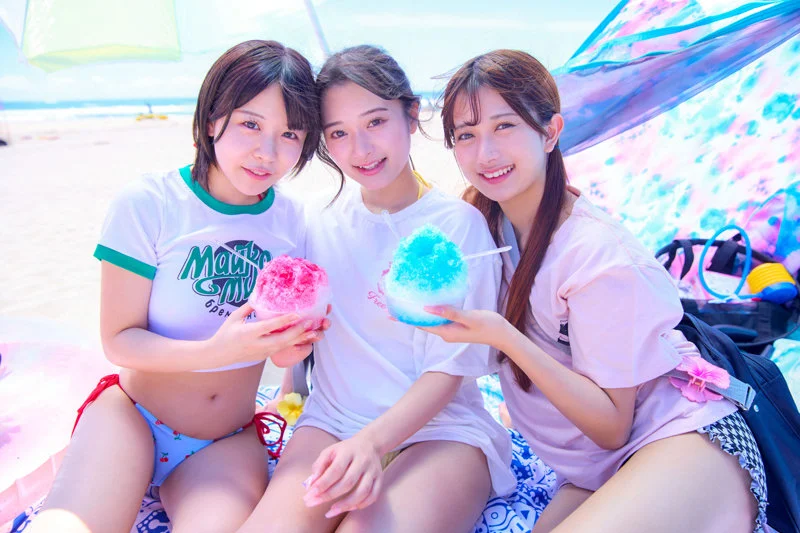 かりん&こなつ&かほ 無料サンプル画像(1) 【R18同人と動画(無料で)】