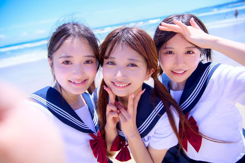 かりん&こなつ&かほ 無料サンプル画像(3) 【R18同人と動画(無料で)】