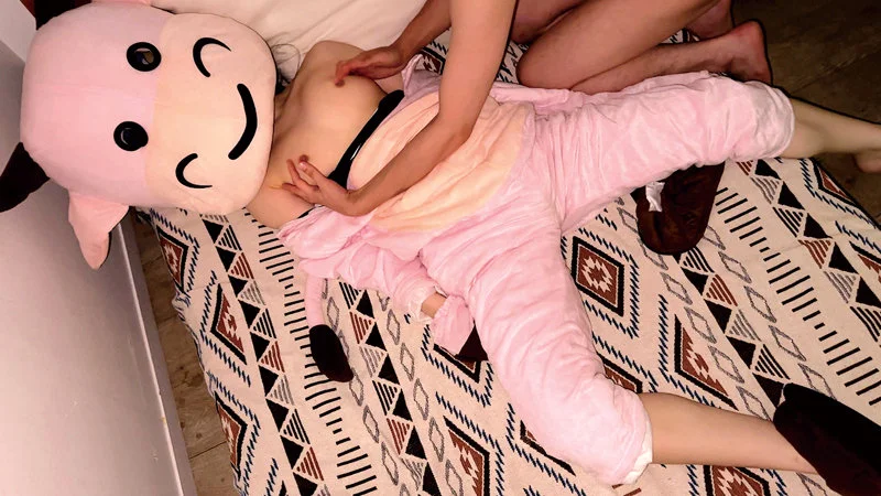 ゆい 無料サンプル画像(3) 【R18同人と動画(無料で)】